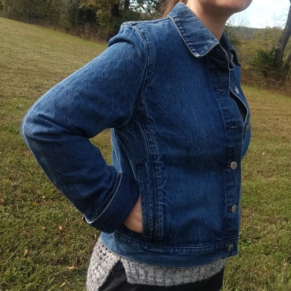Banana Republic Jackets & Blazers - Banana Republic Blue Denim Jean Jacket w/ Buttons